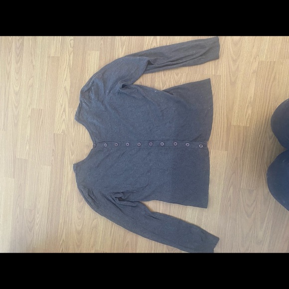 Size medium Rickis sweater, very unique back, faux buttons down the entire back - Picture 2 of 3